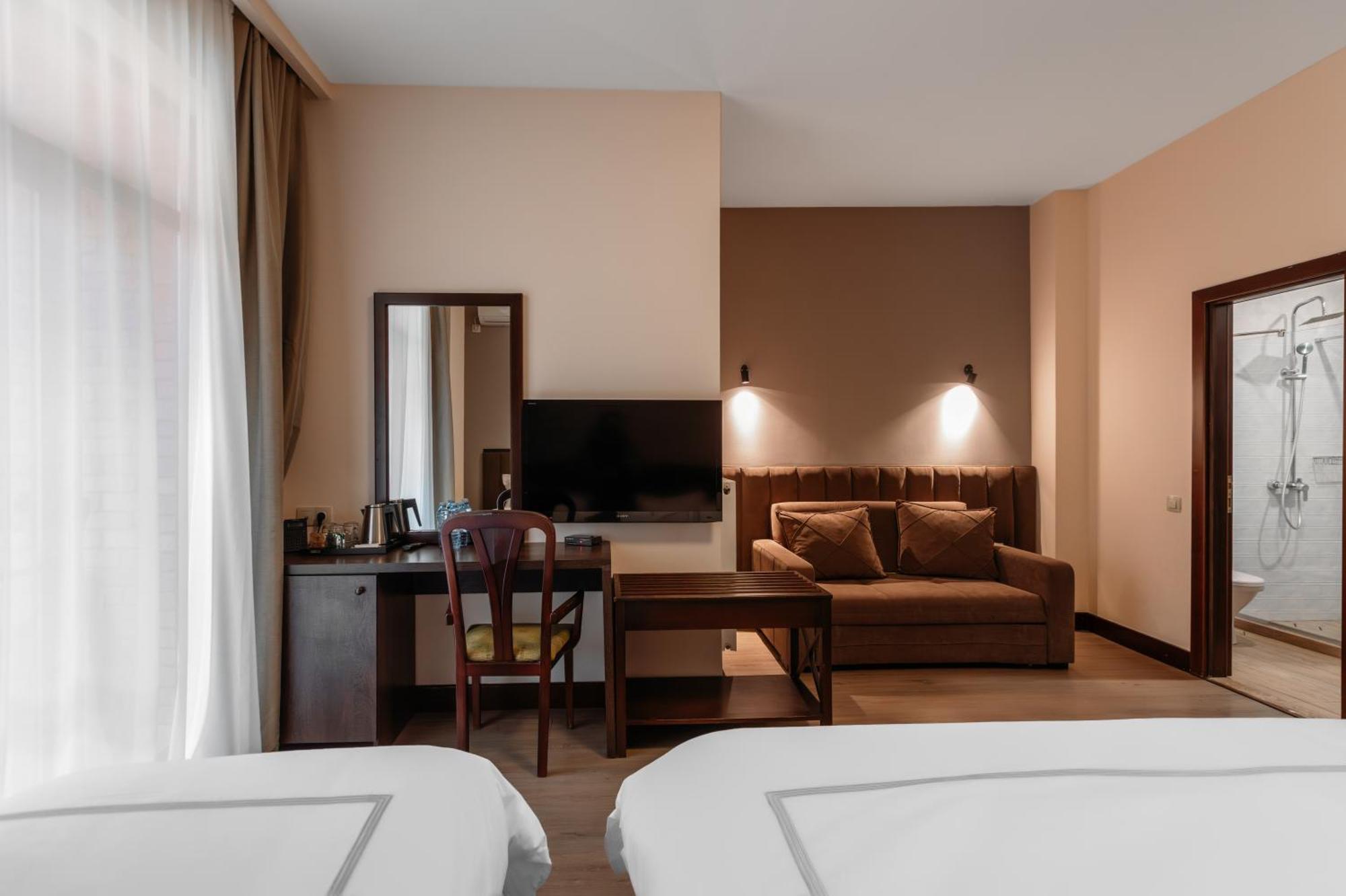 Elea Old Hotel 4*